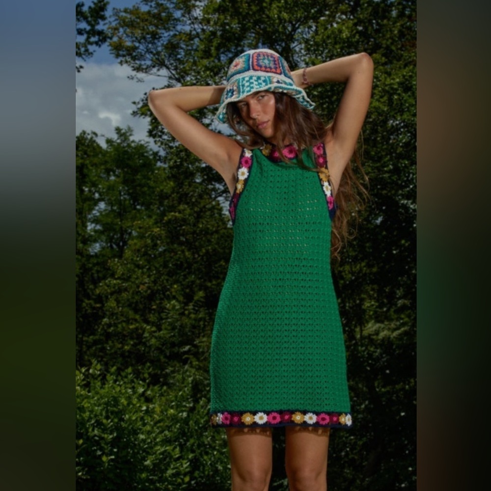 Zara green knit flowered embroidered dress Sz M